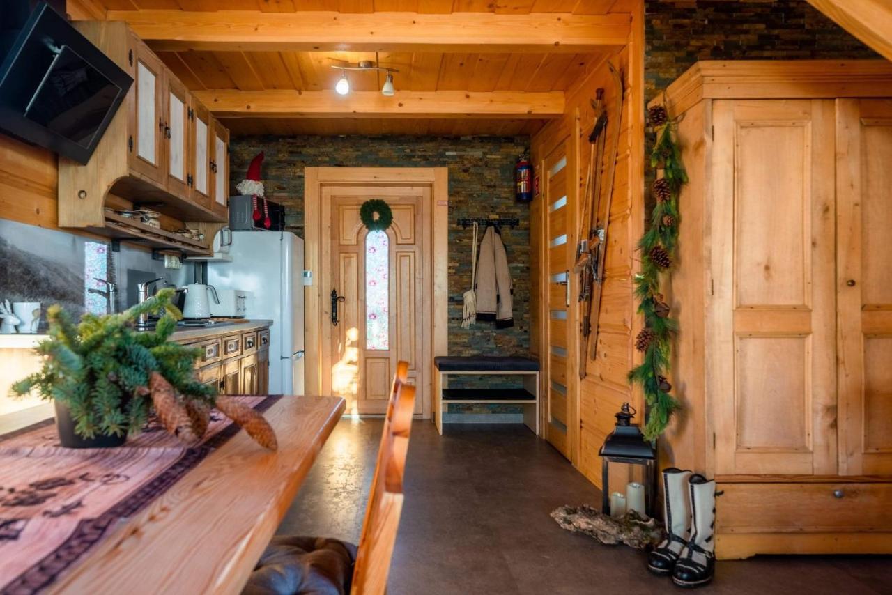 Domki Widokowe Wooden Luxury Chalet & Jacuzzi Zab Exterior photo